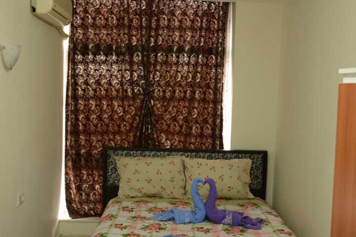 Room 14 of 43