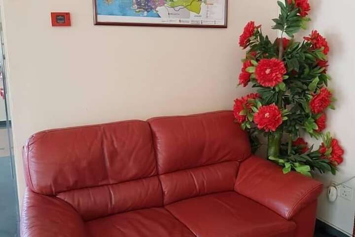 Room 16 of 37