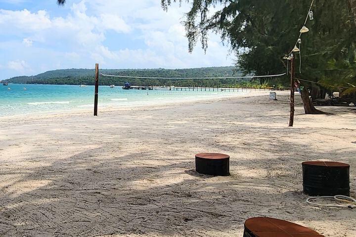 Beach 73 of 104