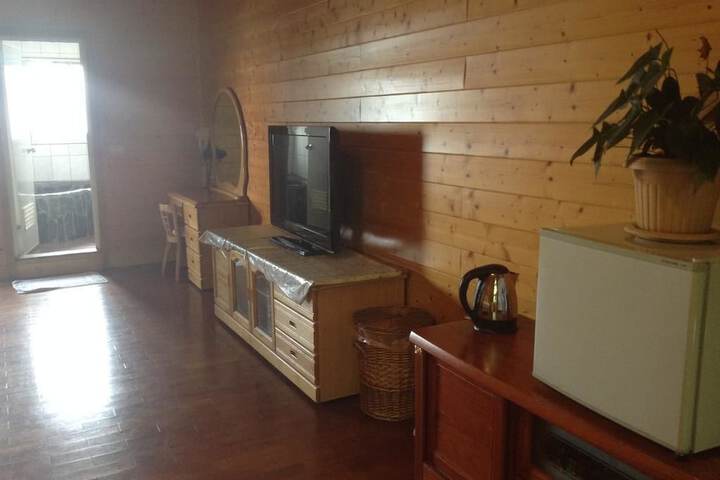 Room 17 of 37
