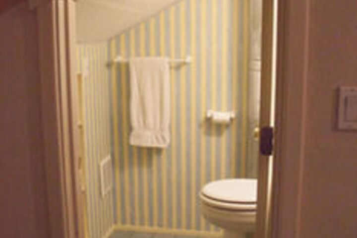 Room 5 of 19