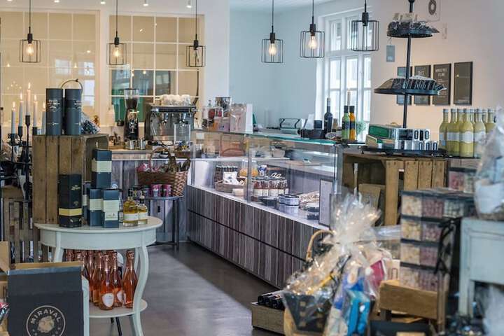 Gift Shop 16 of 31