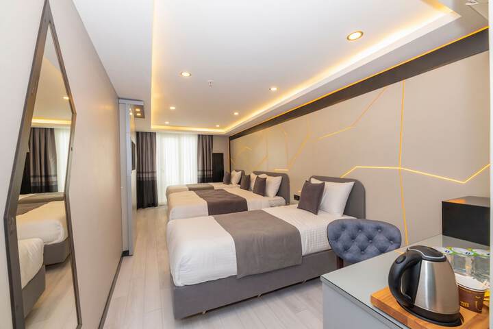 Room 17 of 41