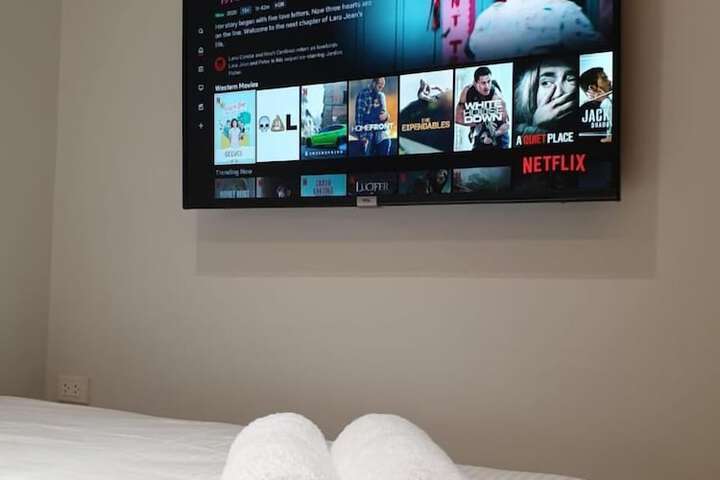 Room 12 of 25