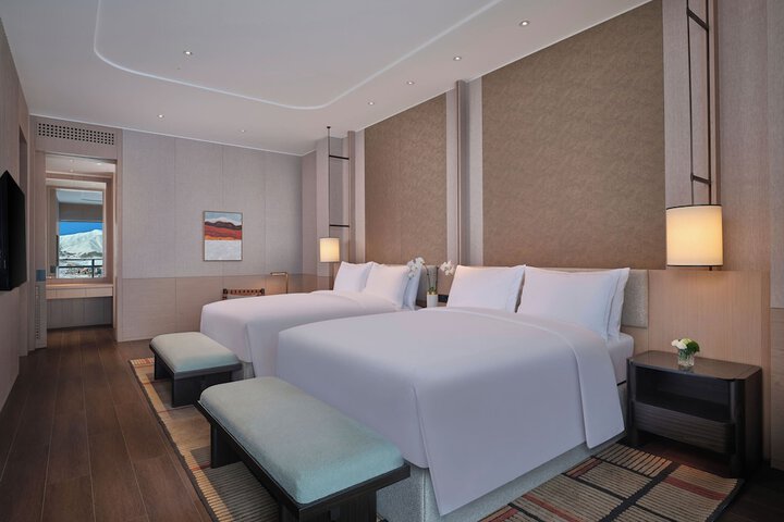 Room 9 of 71