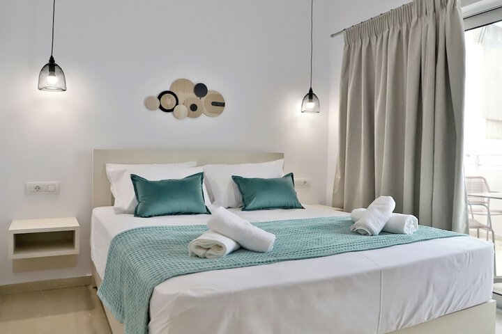 Room 5 of 50