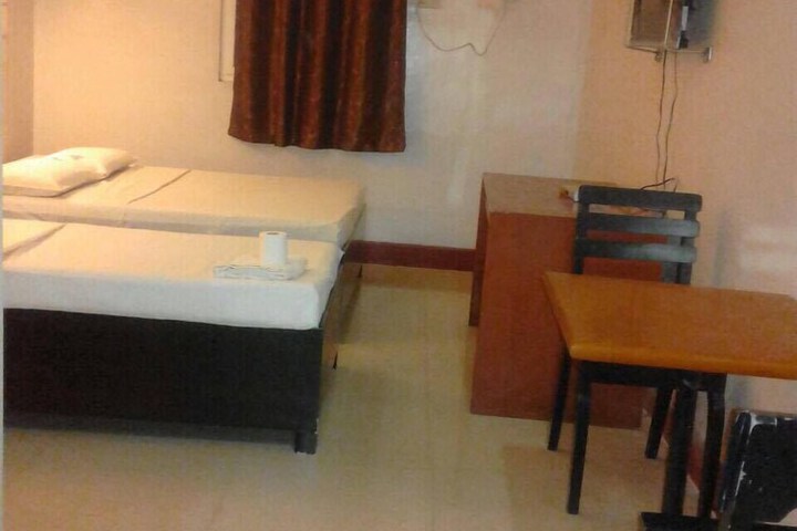 Room 69 of 94