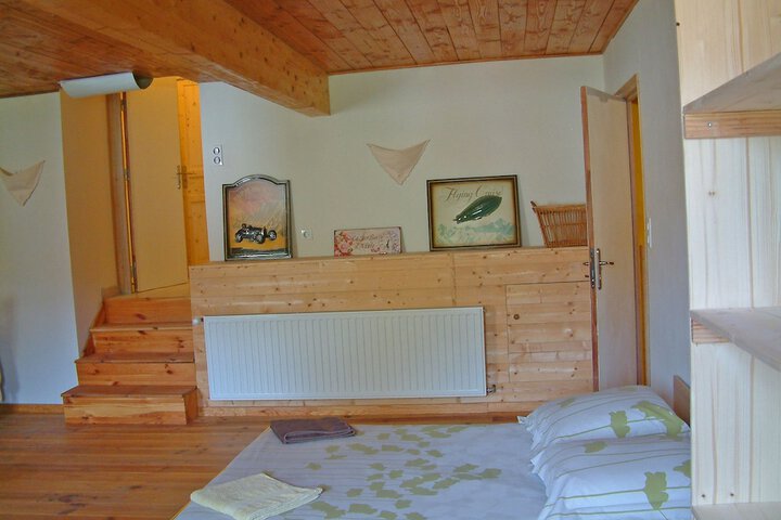Room 14 of 40