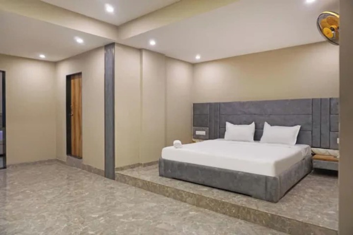 Room 20 of 29