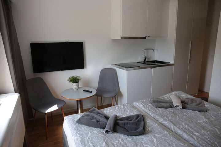 Room 17 of 46