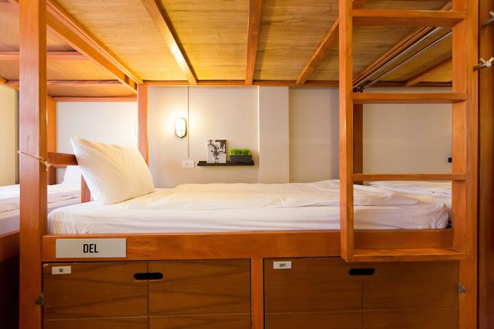 Room 15 of 49