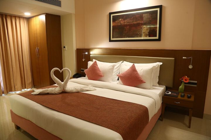 Room 22 of 36