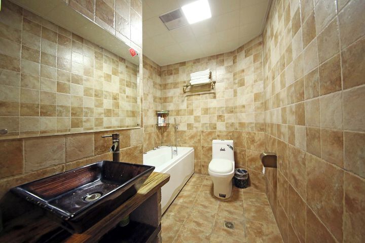 Room 66 of 75