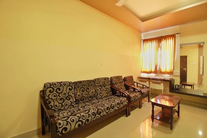 Room 11 of 23