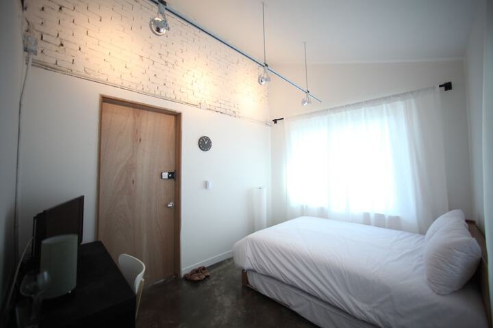 Room 30 of 155