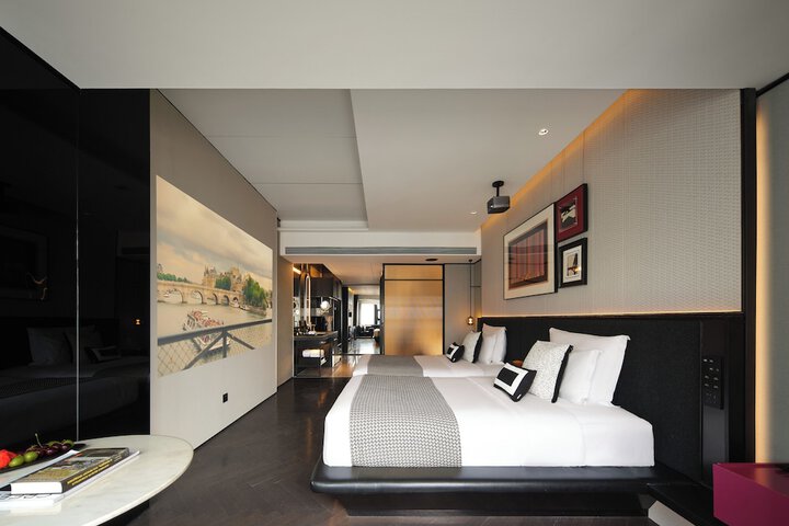 Room 4 of 38
