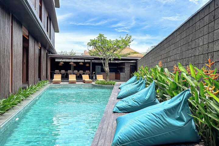 Pool 29 of 55