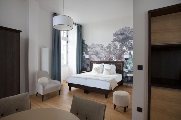Room 21 of 105