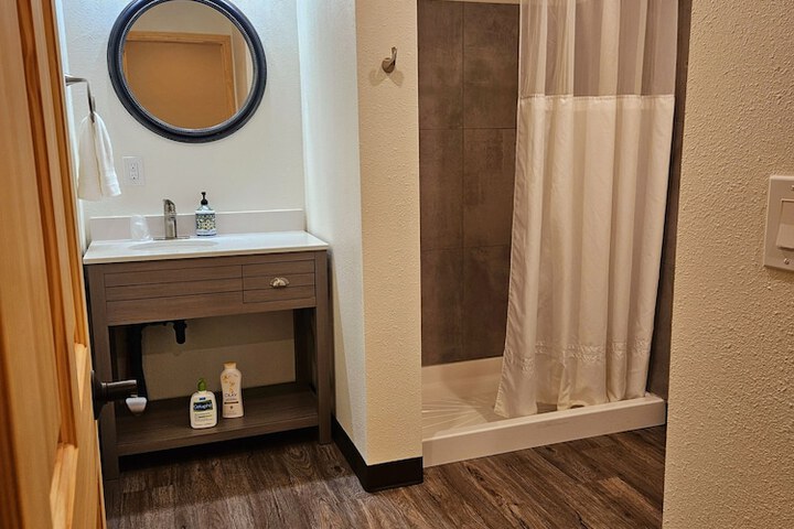 Room 150 of 279