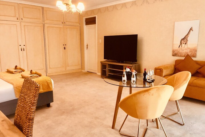 Room 25 of 86