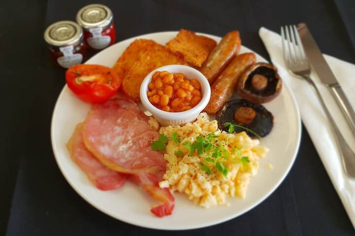Breakfast/Coffee Service 53 of 82