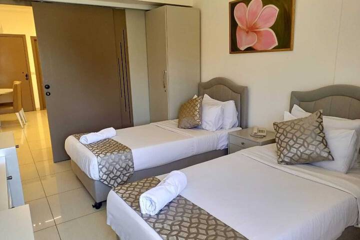 Room 8 of 40