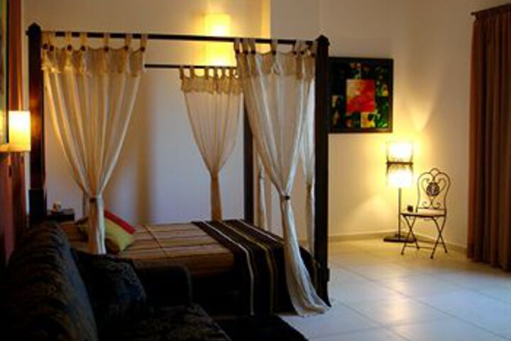 Room 5 of 24