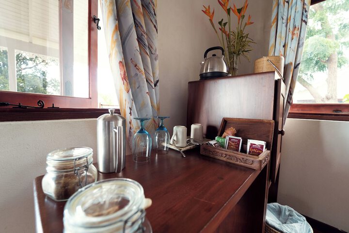 Room 11 of 60