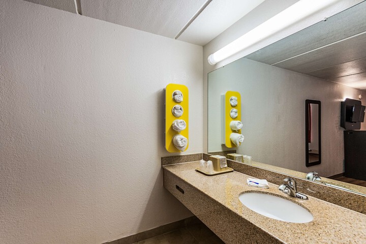 Clean Restrooms