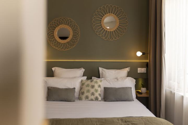 Room 91 of 210