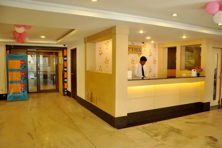 Hotel Interior 3 of 33