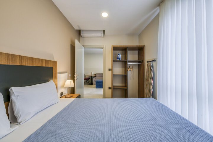 Room 13 of 51