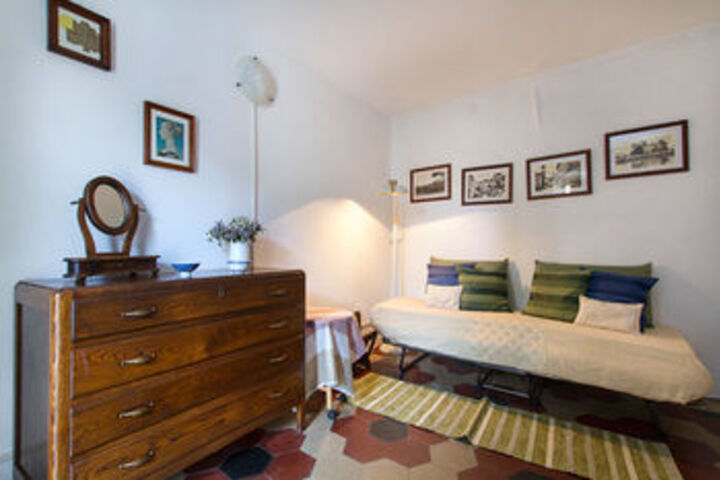 Room 16 of 51