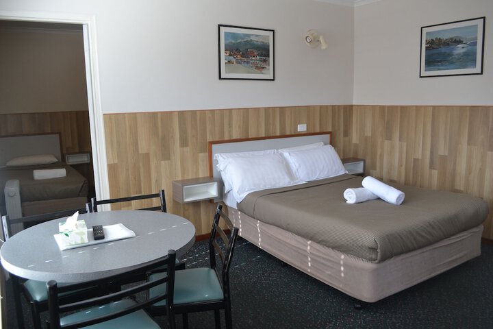 Room 5 of 46