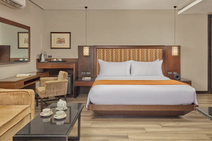 Room 13 of 60