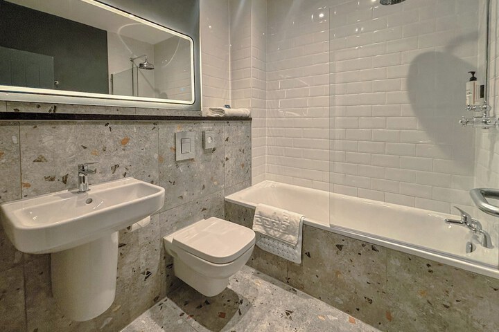 Room 44 of 53