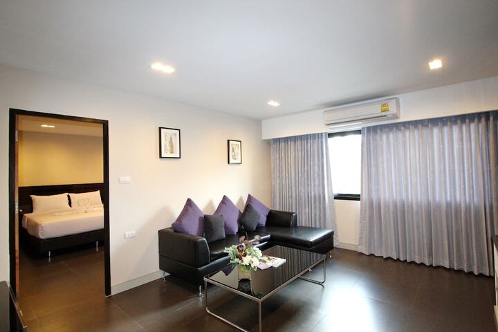 Room 7 of 63