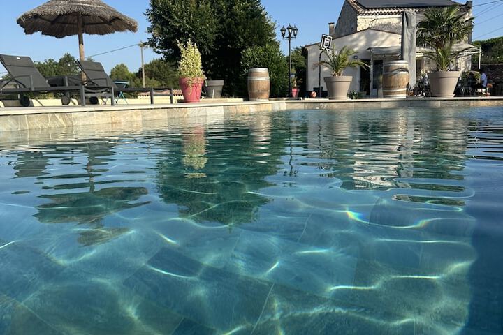 Pool Hotel