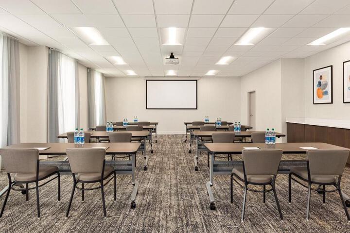 Meeting room / ballrooms