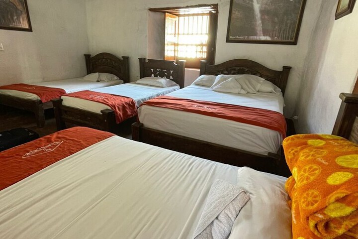 Room 8 of 27