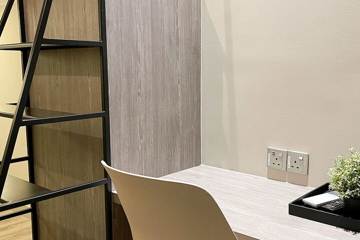 Room 30 of 74