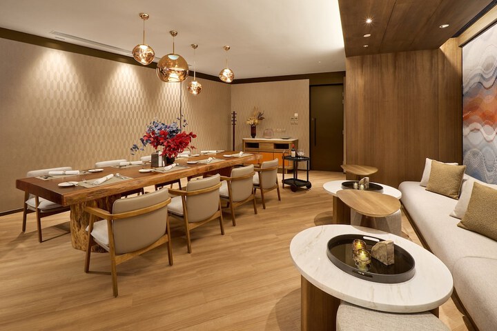 Dining 79 of 113