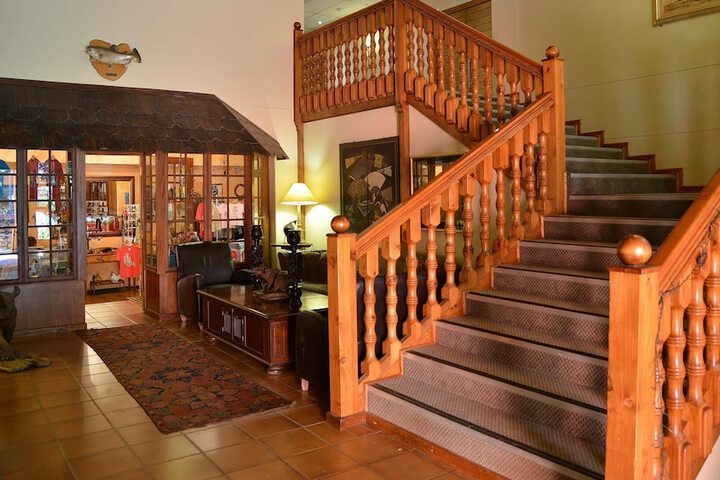 Lobby Entry