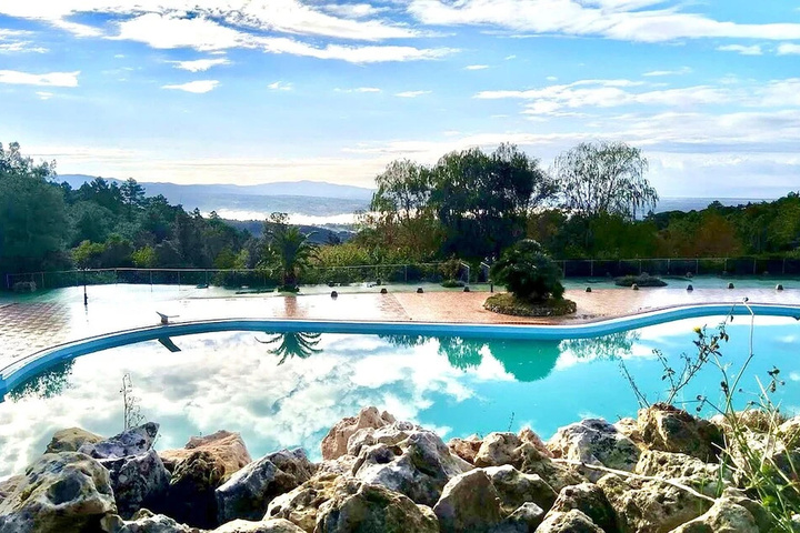 Pool 6 of 11