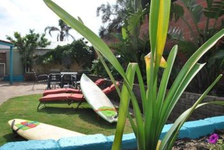 Hotel Exterior 10 of 26