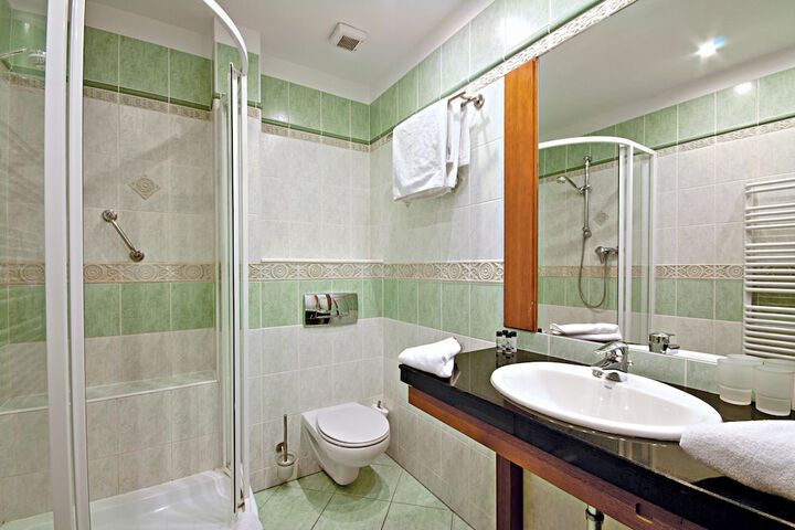 Room 14 of 43