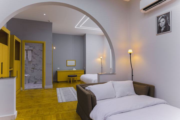 Room 13 of 39