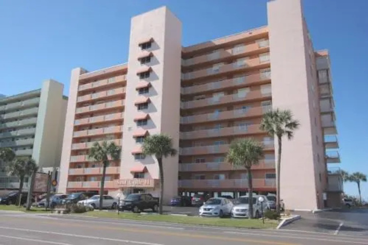 Image of 2904 Sandcastle II