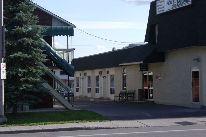 Hotel 27 of 28