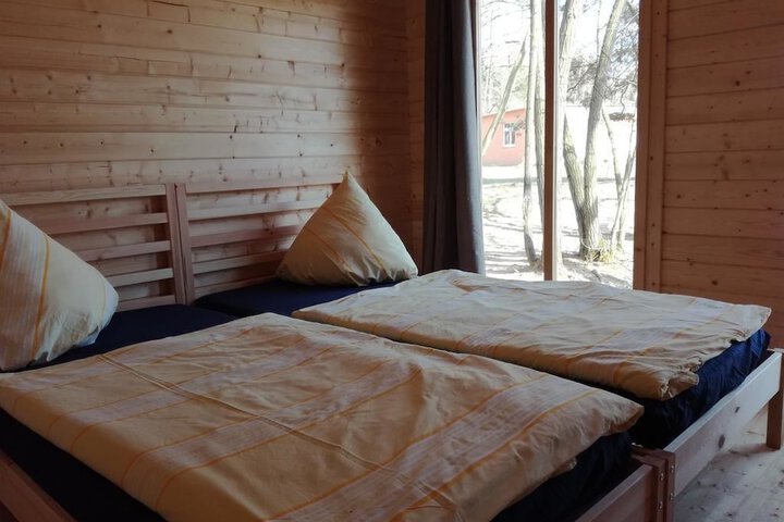 Room 6 of 45